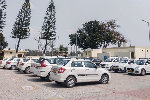 Rakesh Cab Service Cars